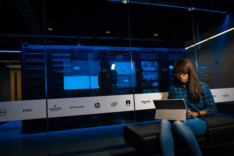 DevOps 엔지니어 현실 — 연봉·업무강도·취업 준비까지 솔직하게